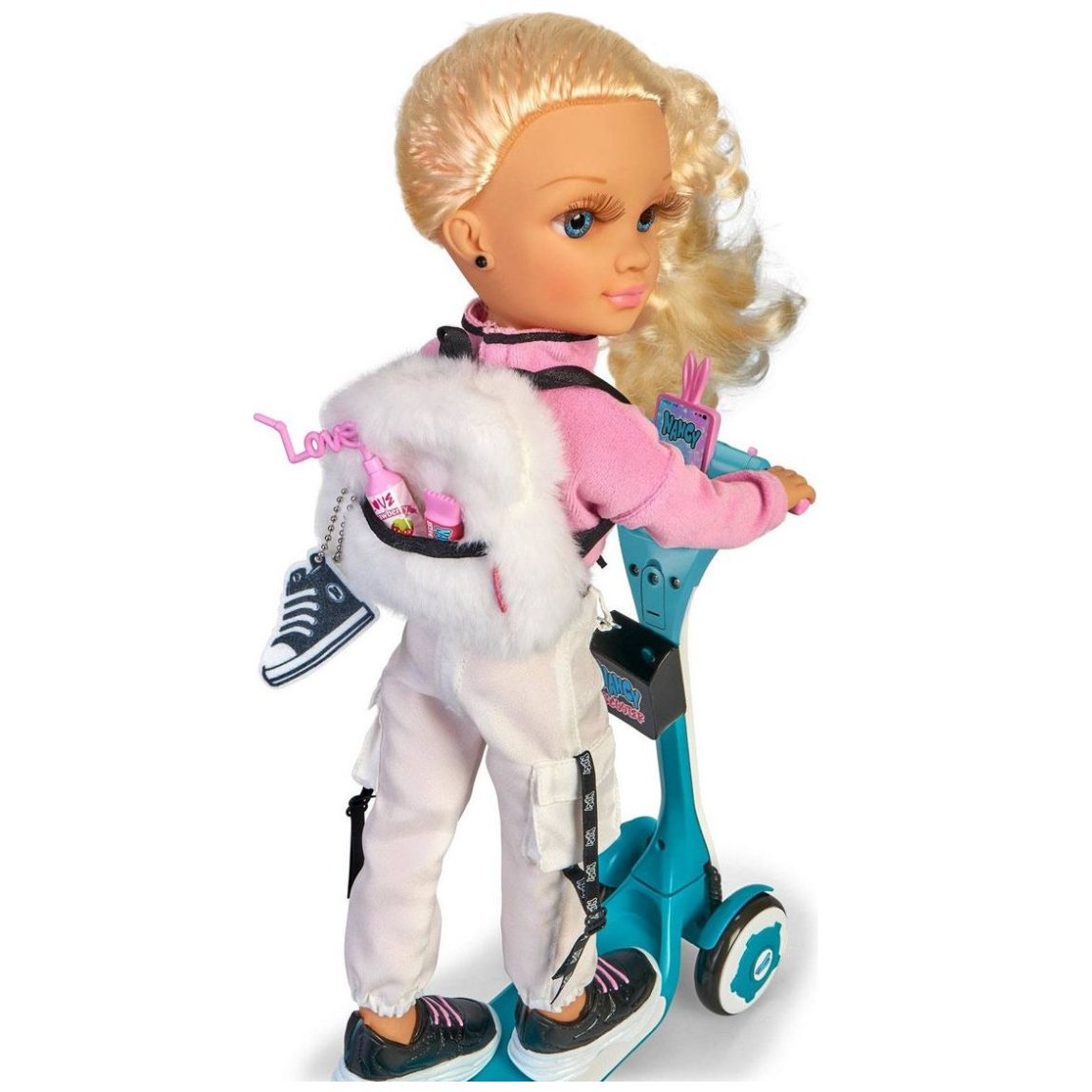 Muñeca Nancy un Día con Mi Scooter