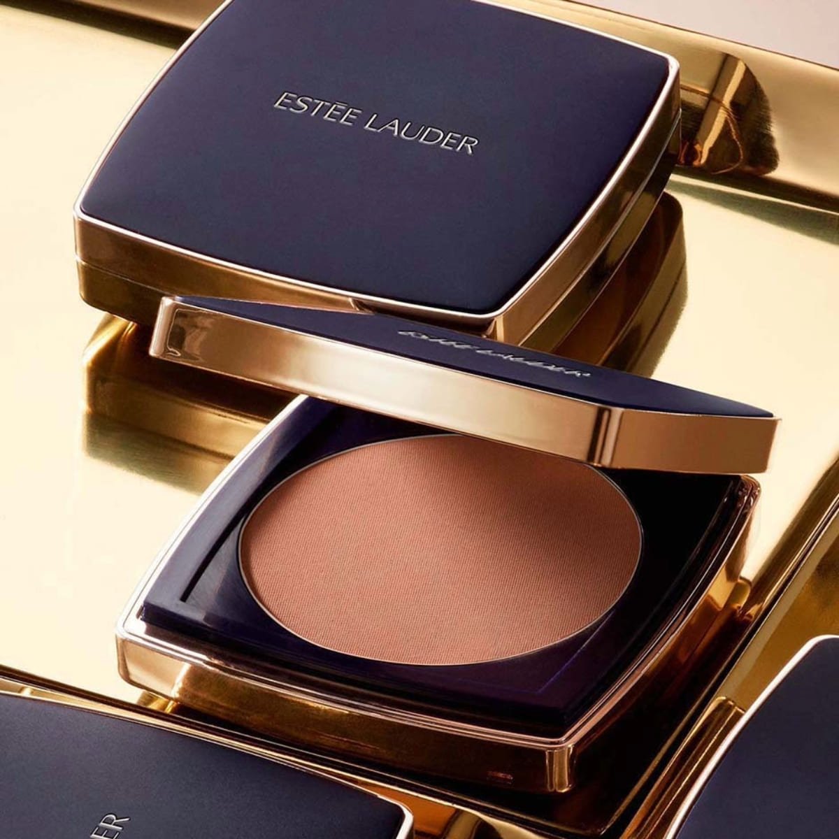 Base de Maquillaje Estée Lauder Double Wear Stay-In-Place Matte Powder Foundation Spf 10 3N1 Ivory Beige