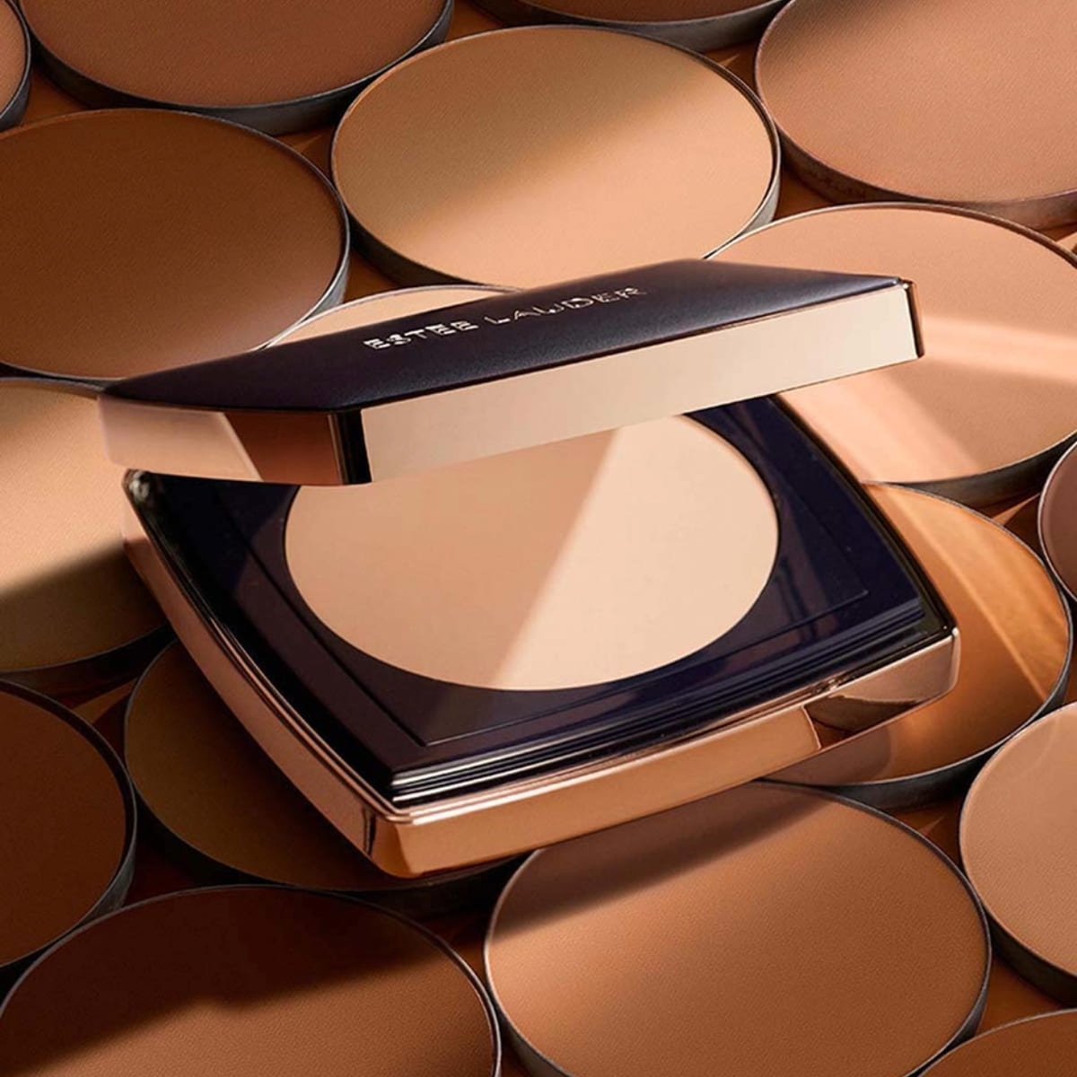 Base de Maquillaje Estée Lauder Double Wear Stay-In-Place Matte Powder Foundation Spf 10 3N1 Ivory Beige