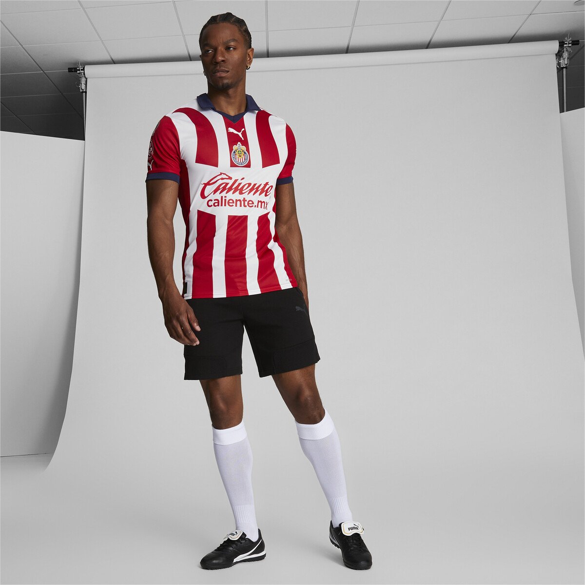 Uniforme Escuela Chivas Jersey Chivas Home 23 Puma Para Hombre