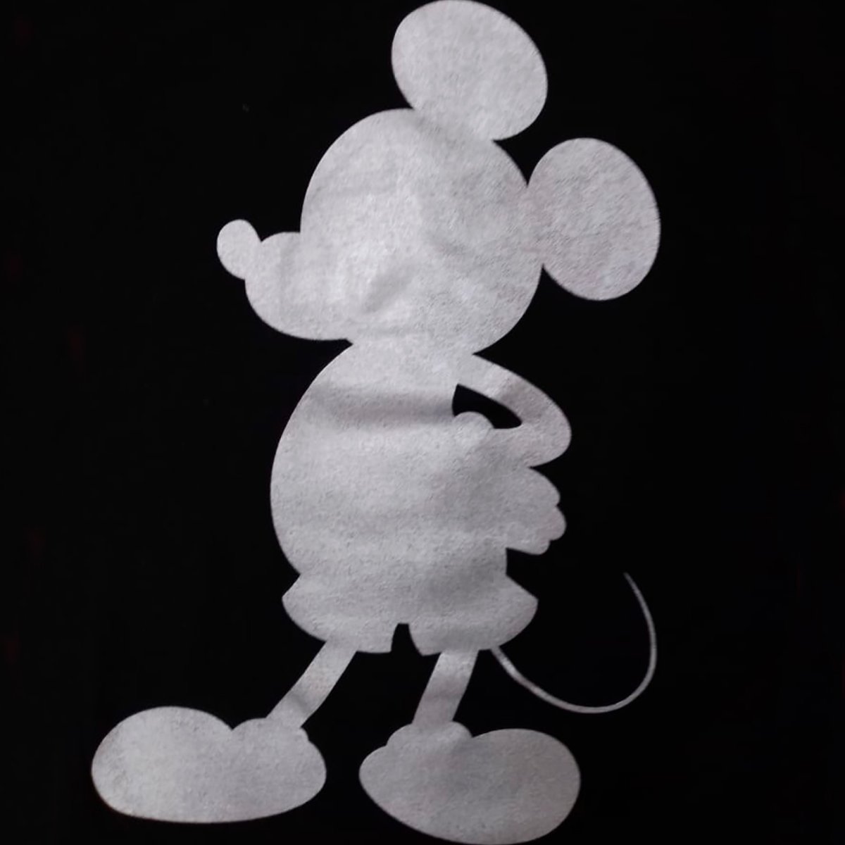 Playera para Niño Manga Corta Negra Silueta Mickey Disney 100