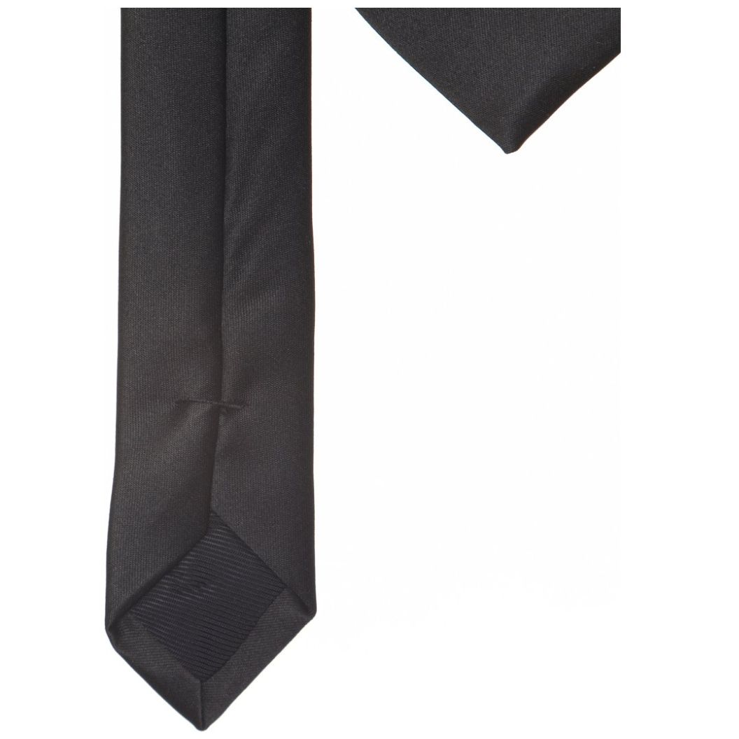 Corbata negra fina: elegancia y estilo en cada detalle