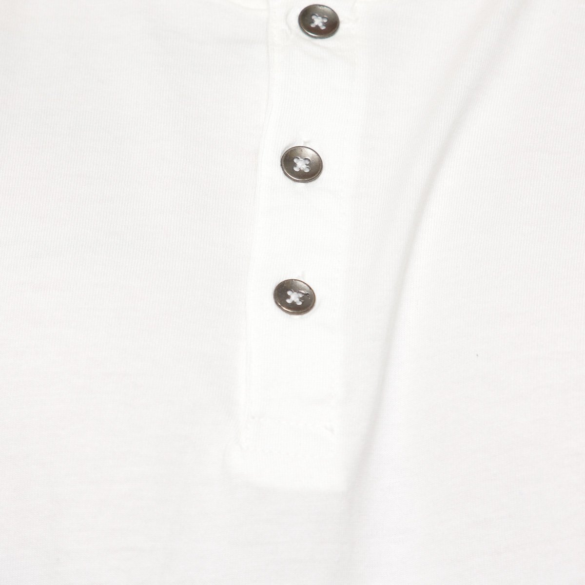 Playera Manga Larga Cuello Henley para Hombre Jeanious