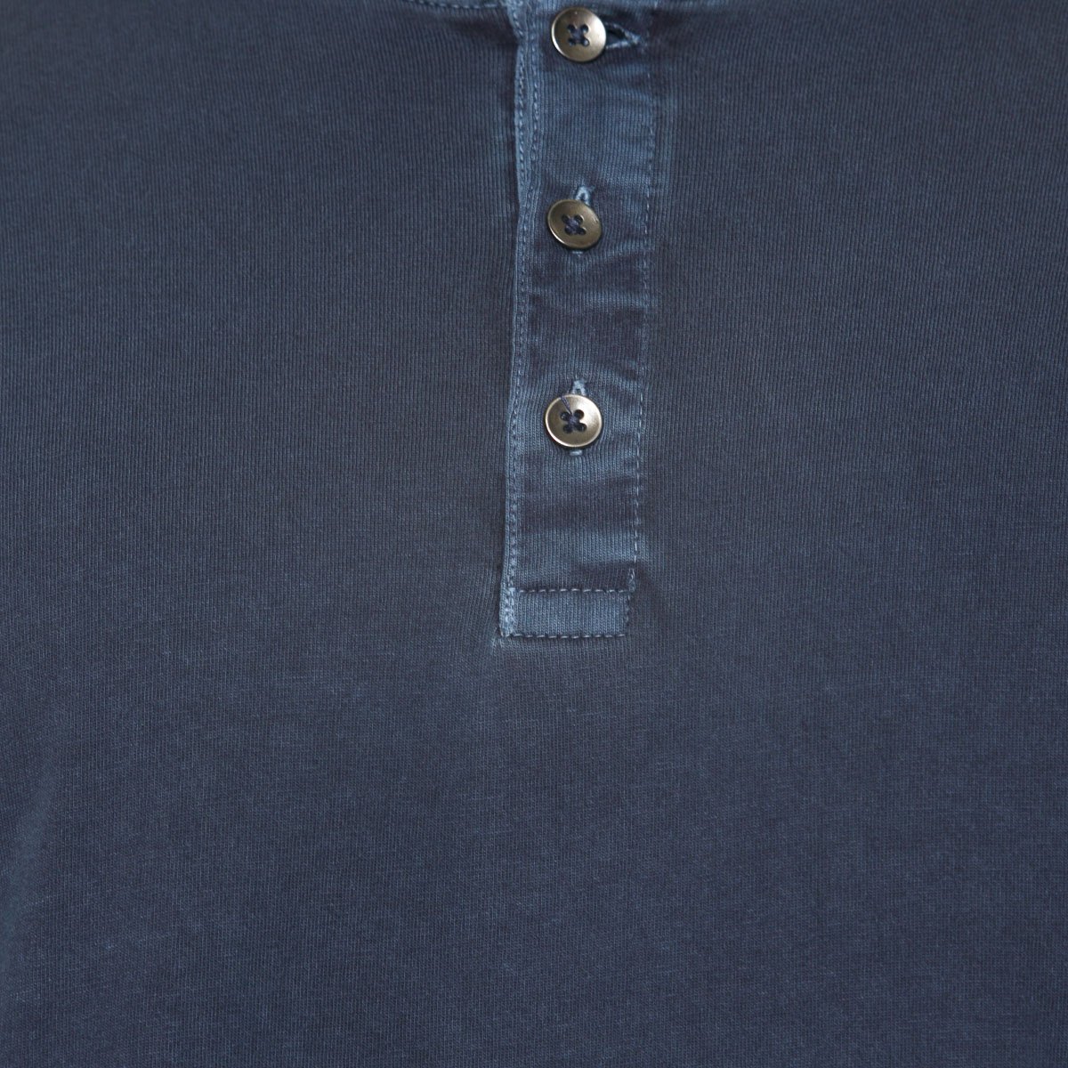 Playera Manga Larga Cuello Henley para Hombre Jeanious