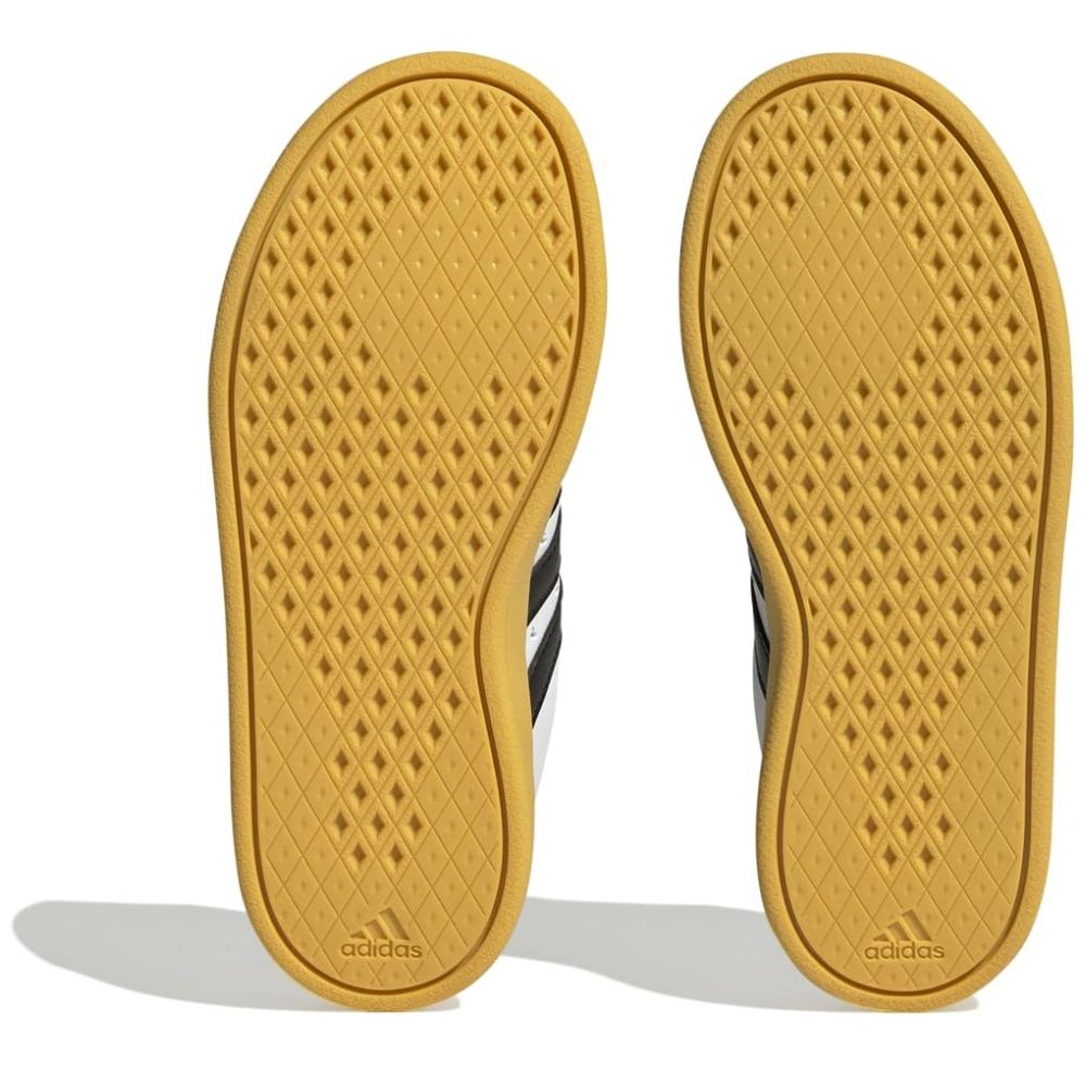 Tenis Adidas Mickey con Agujeta