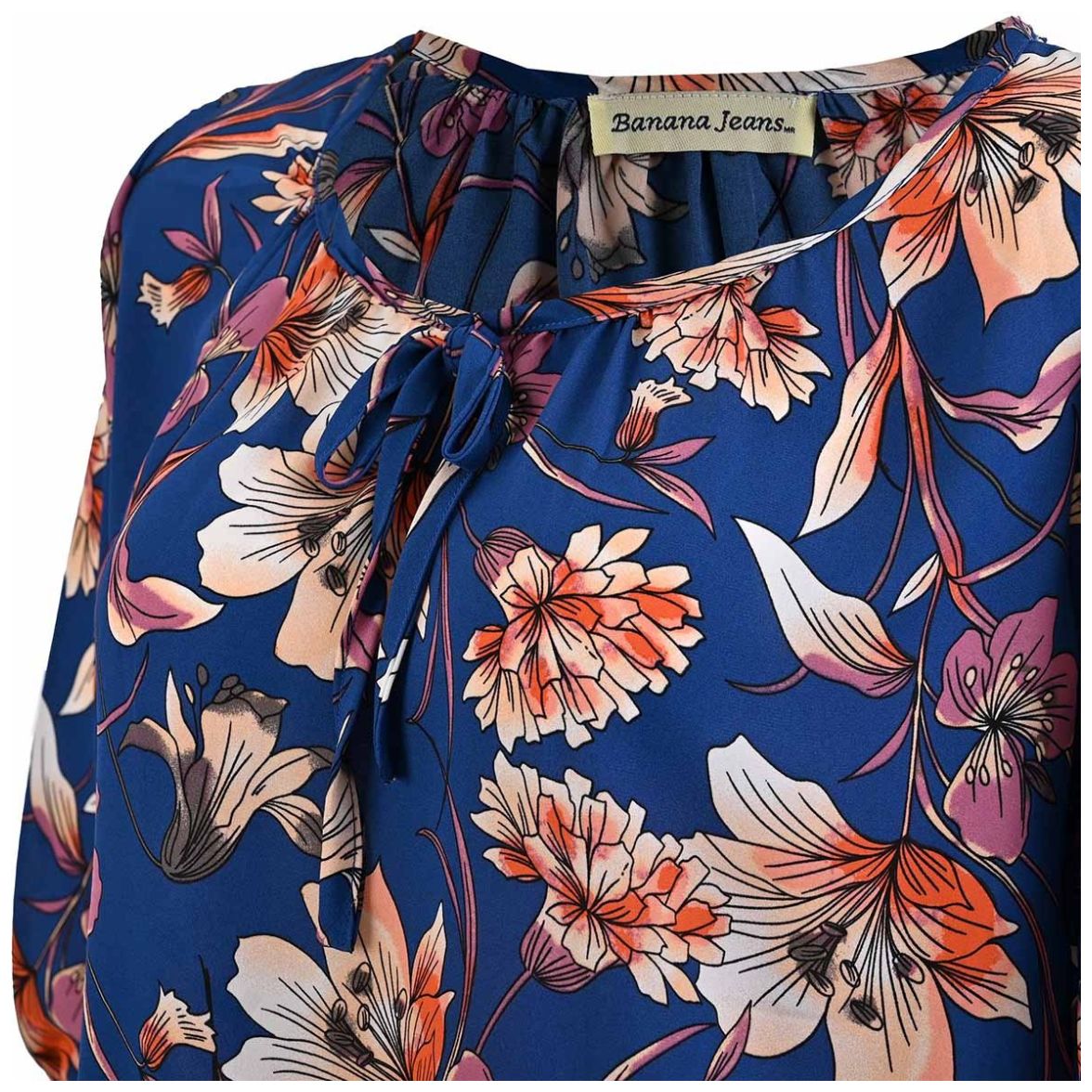 Blusa Banana Jeans Cuello Ojal Diseño Estampado para Mujer