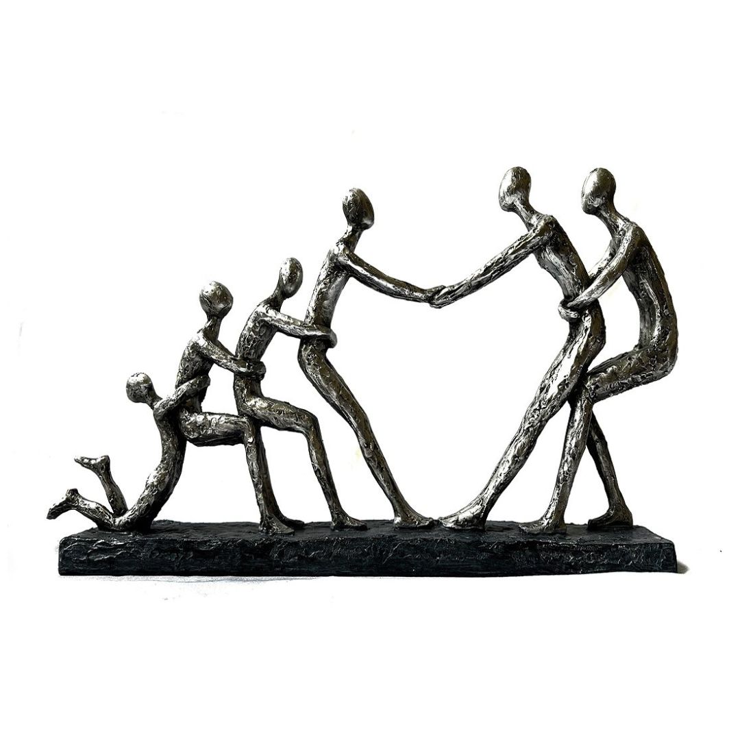 Escultura de Personas Juegando Tira Y Afloja Mideko Home