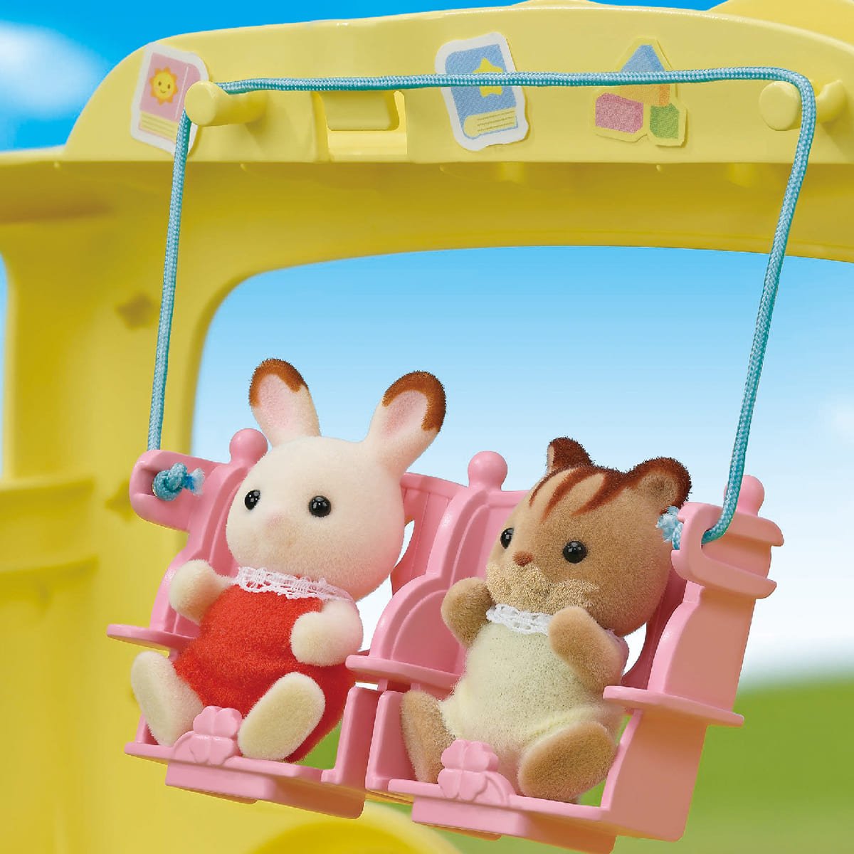 Autobús Del Arcoíris Sylvanian Families