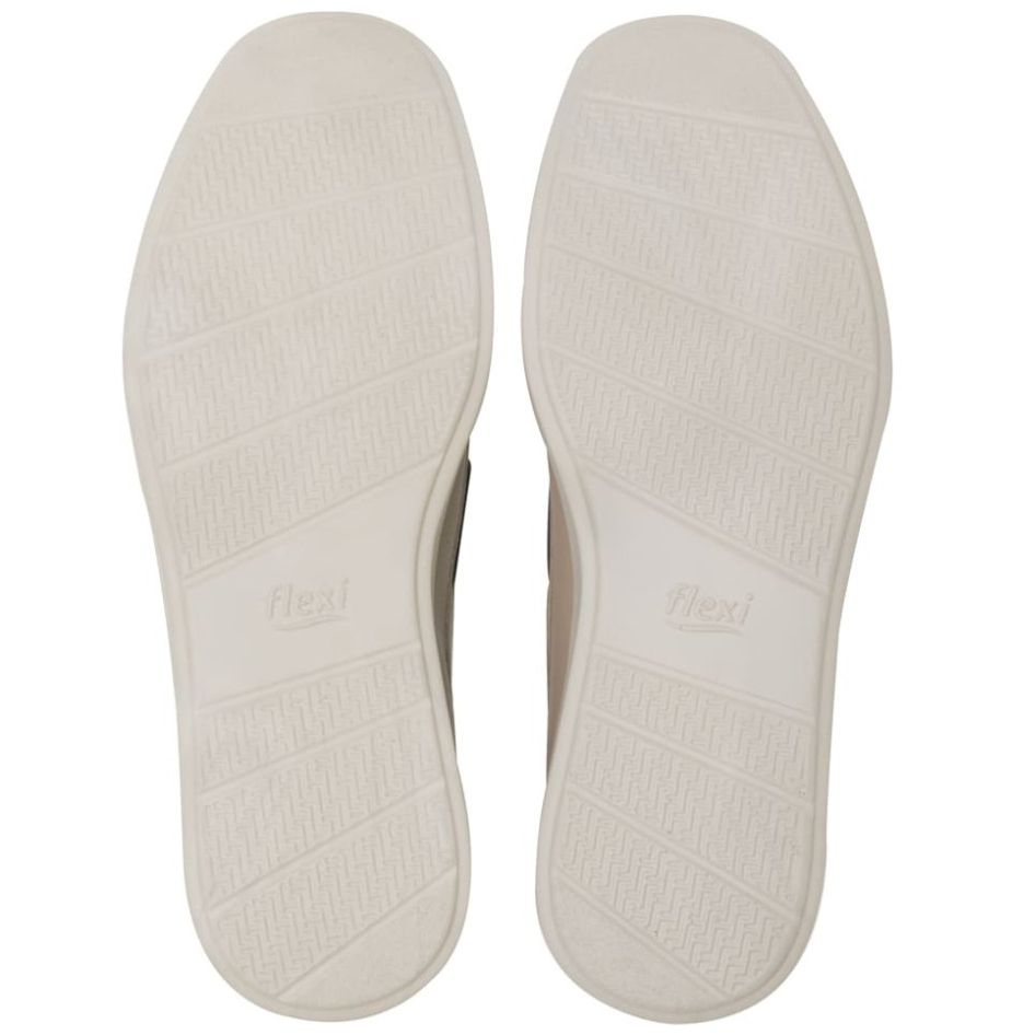 Mocasín para Mujer Flexi con Lazo y Moño Beige