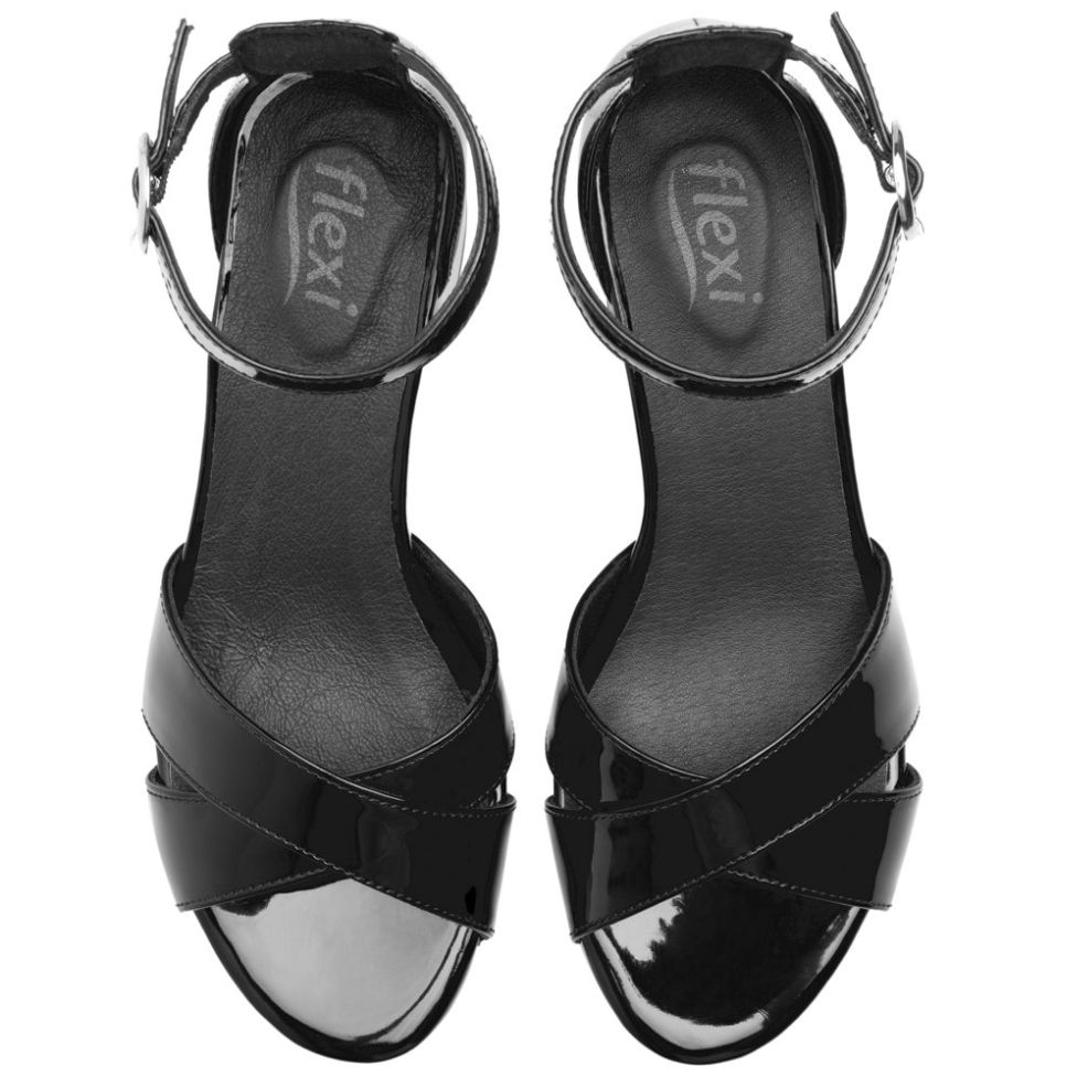 Sandalia con Tacón y Ajuste Pulsera en Color Negro para Mujer Flexi