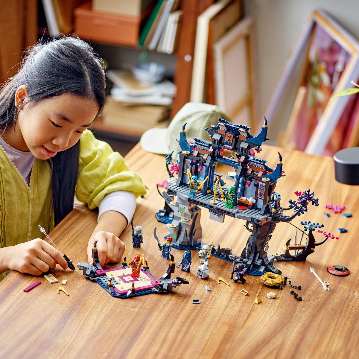 Lego® Dojo Sombrío de la Máscara de Lobo