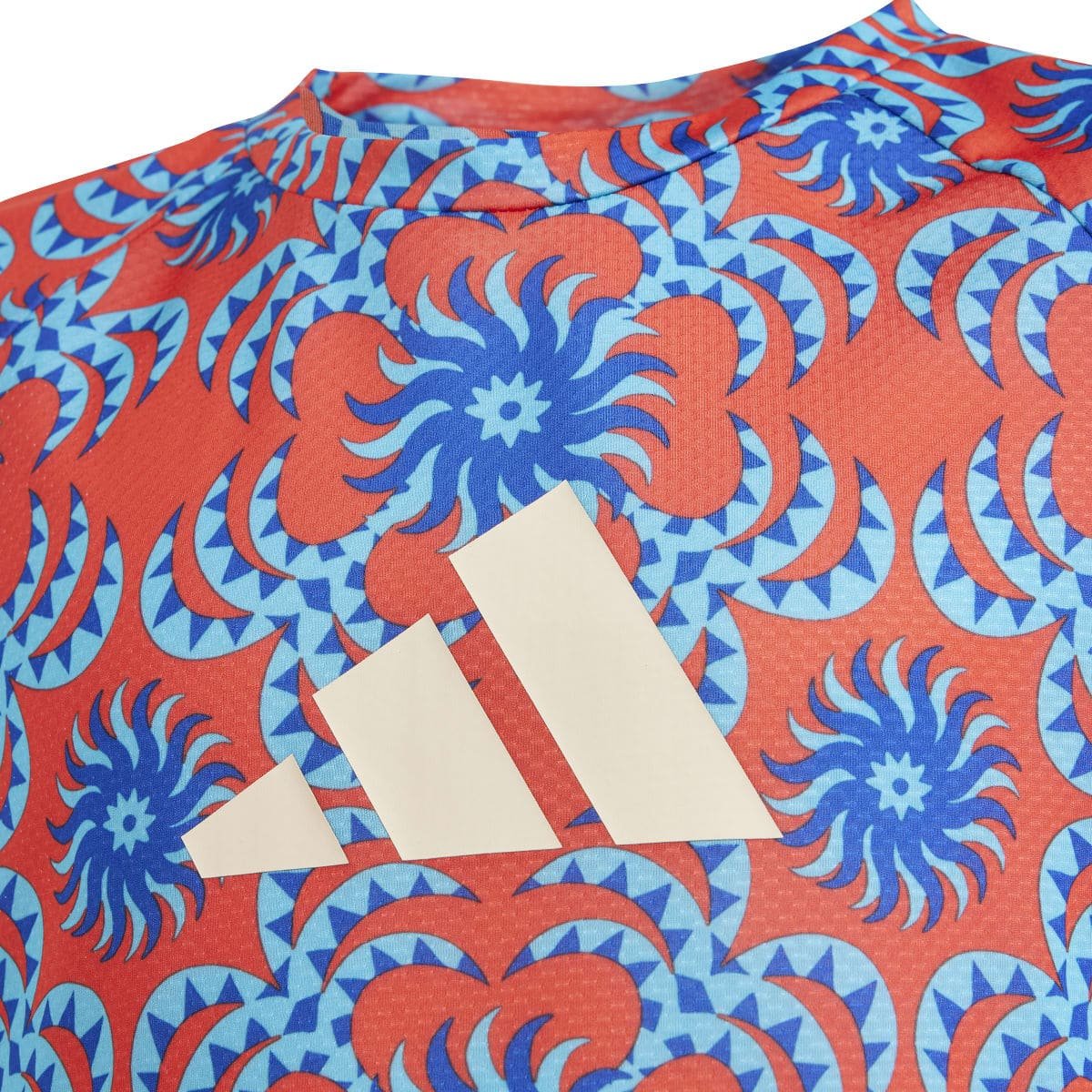 Playera Adidas Estampado Tipo Floral para Infantiles