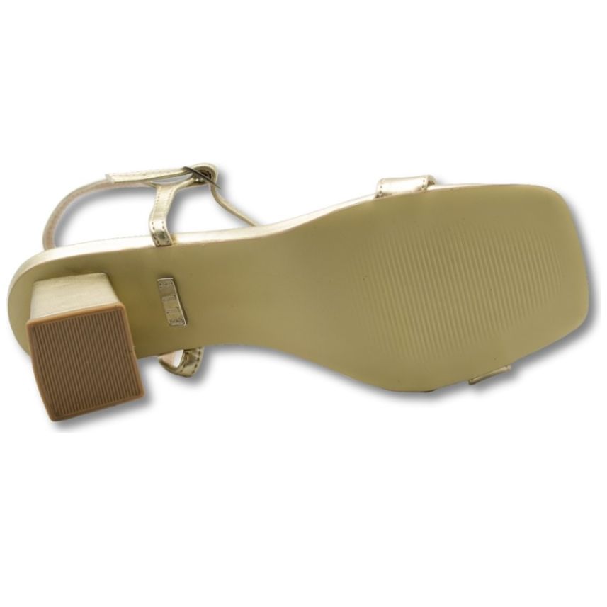 Sandalia Tira con Ajuste Oro Elle