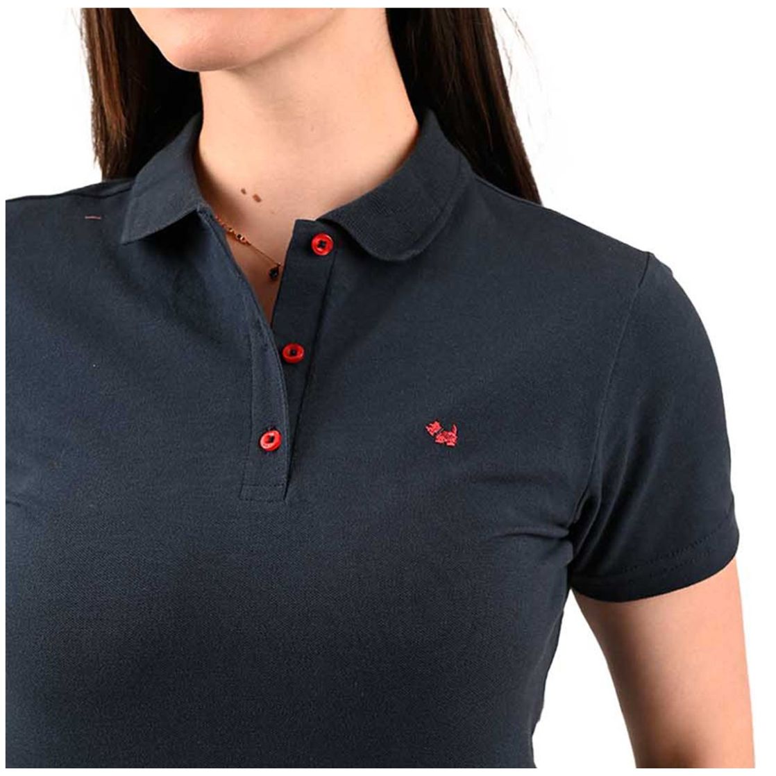 Playera Basic Polo Pique Botón Ferrioni para Mujer