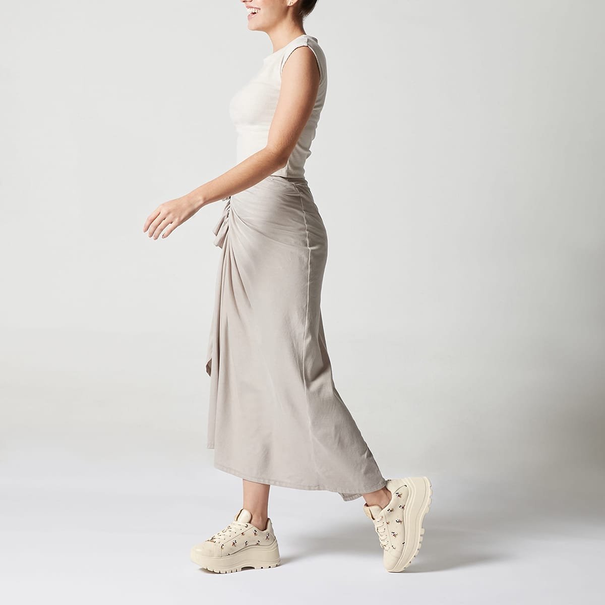 Tenis W Capsule con Fijación de Agujeta y Punta Redonda para Mujer