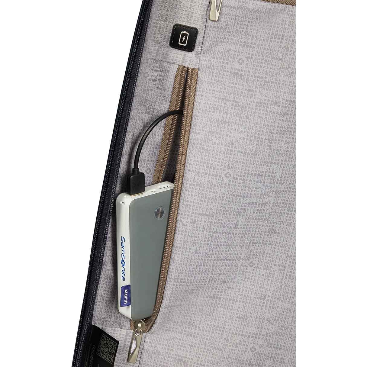 Maleta Rígida Hs C-Lite 20 Color Negro Samsonite