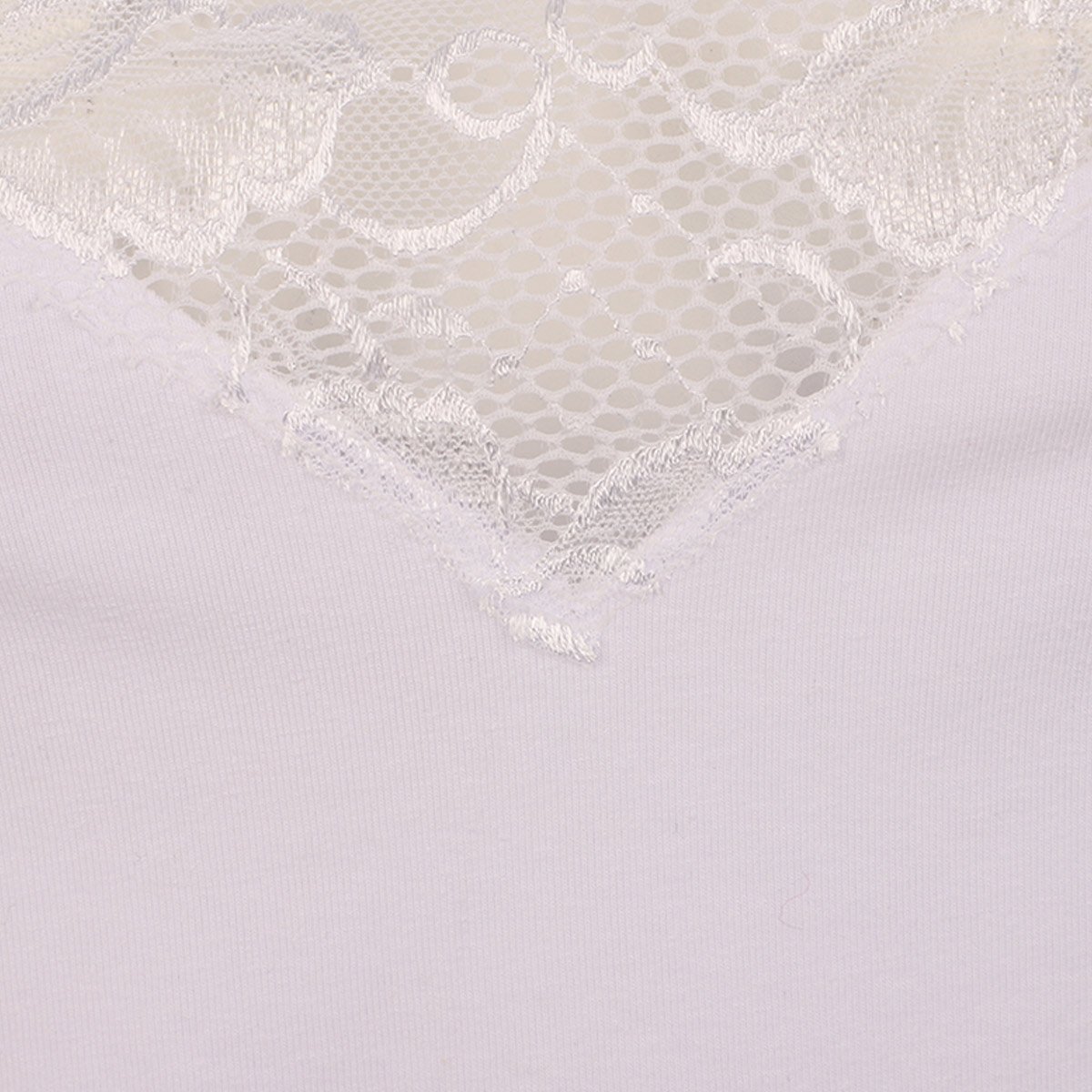 Camiseta con Encaje en Escote Mistique Lingerie