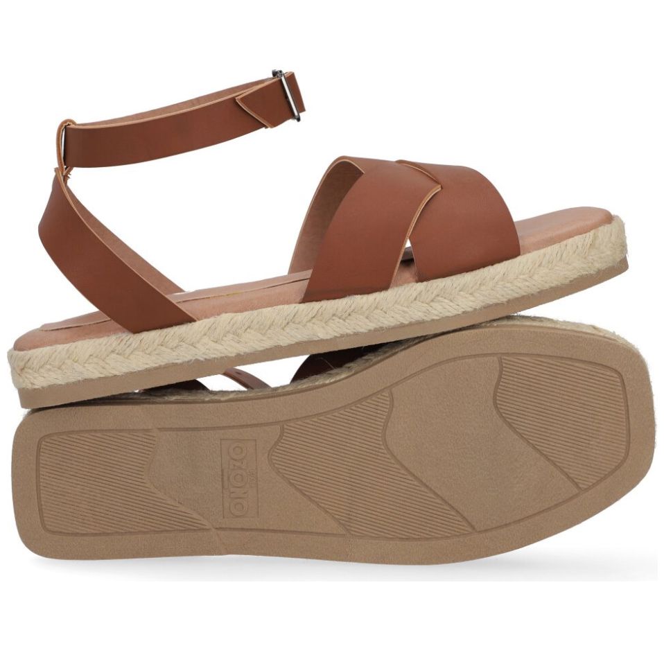 Sandalia Capa de Ozono con Yute y Tira Cruzadas Café