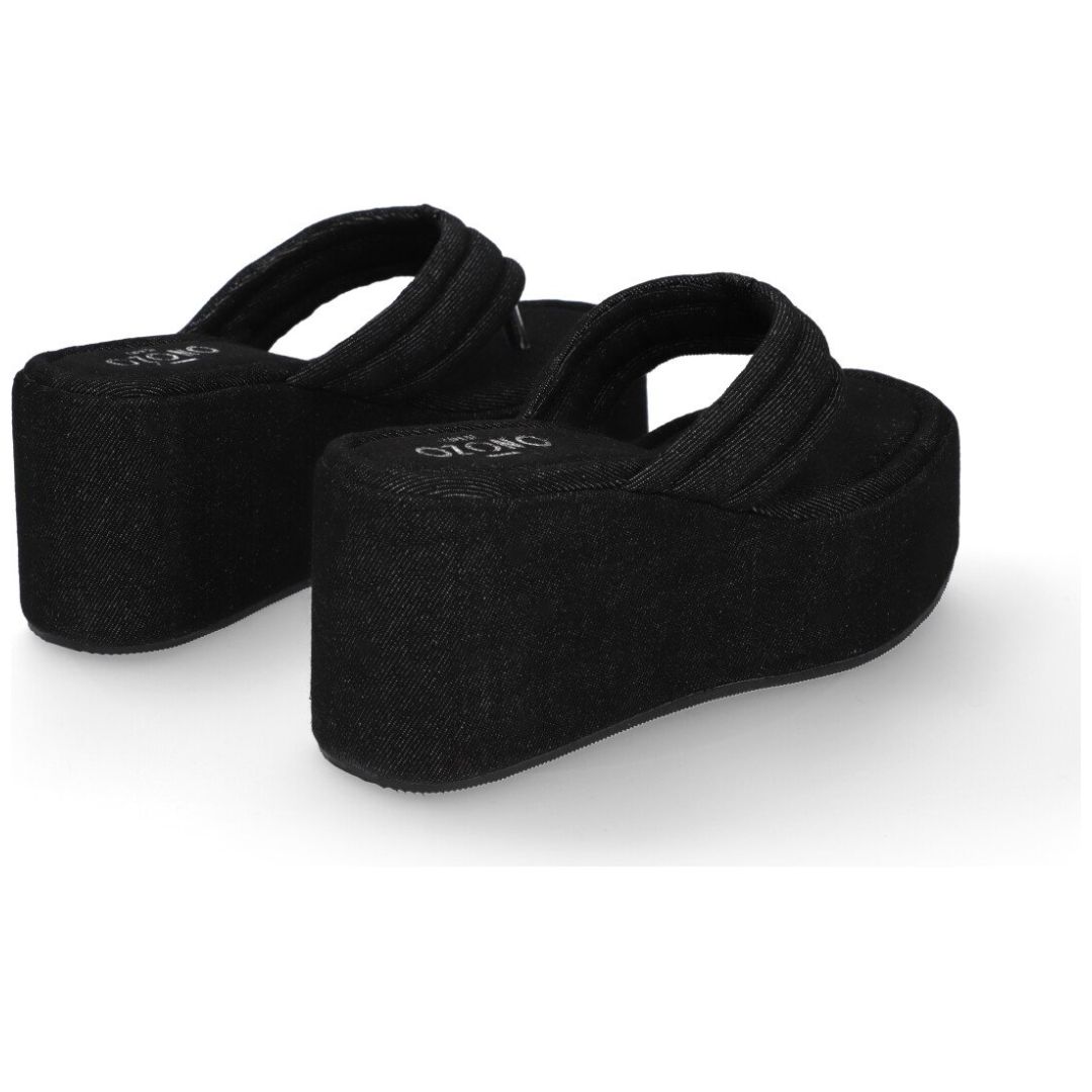 Sandalia Capa de Ozono con Plataforma Negra