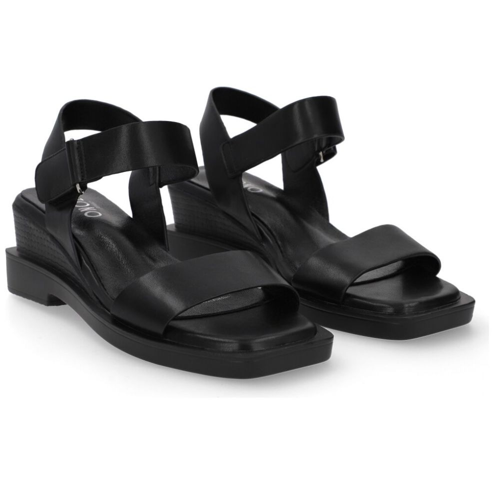 Sandalia Capa de Ozono con Cuña y Velcro Negra