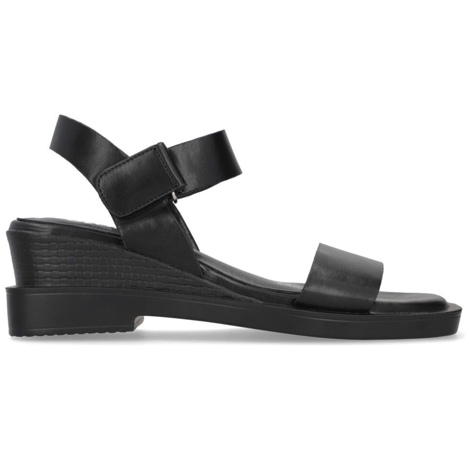 Sandalia Capa de Ozono con Cuña y Velcro Negra