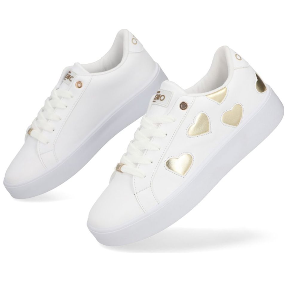 Tenis Casual Capa de Ozono con Corazones Blanco
