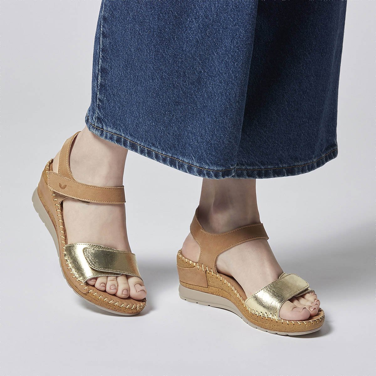 Sandalia W Confort con Fijación Velcro Ajustable para Mujer