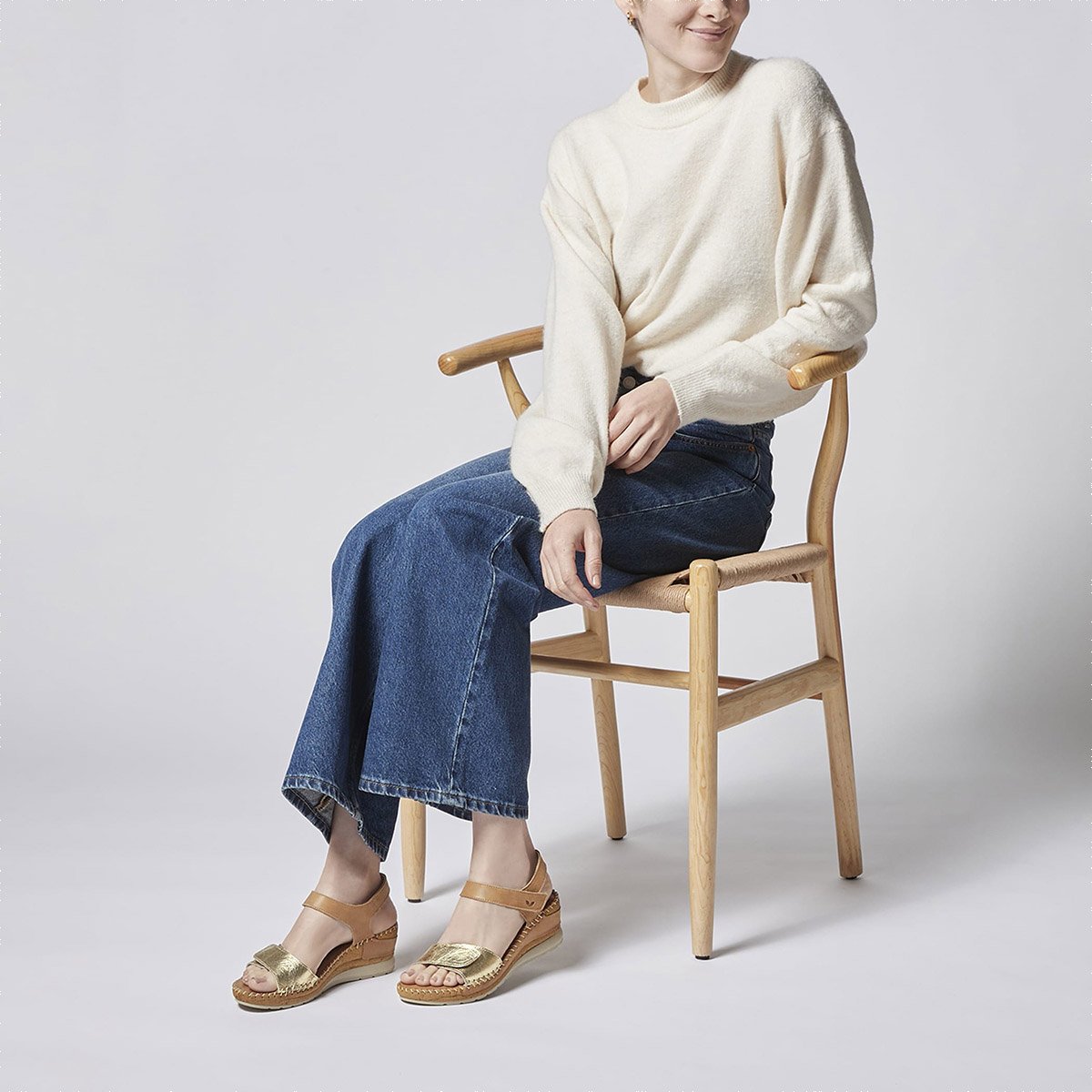 Sandalia W Confort con Fijación Velcro Ajustable para Mujer