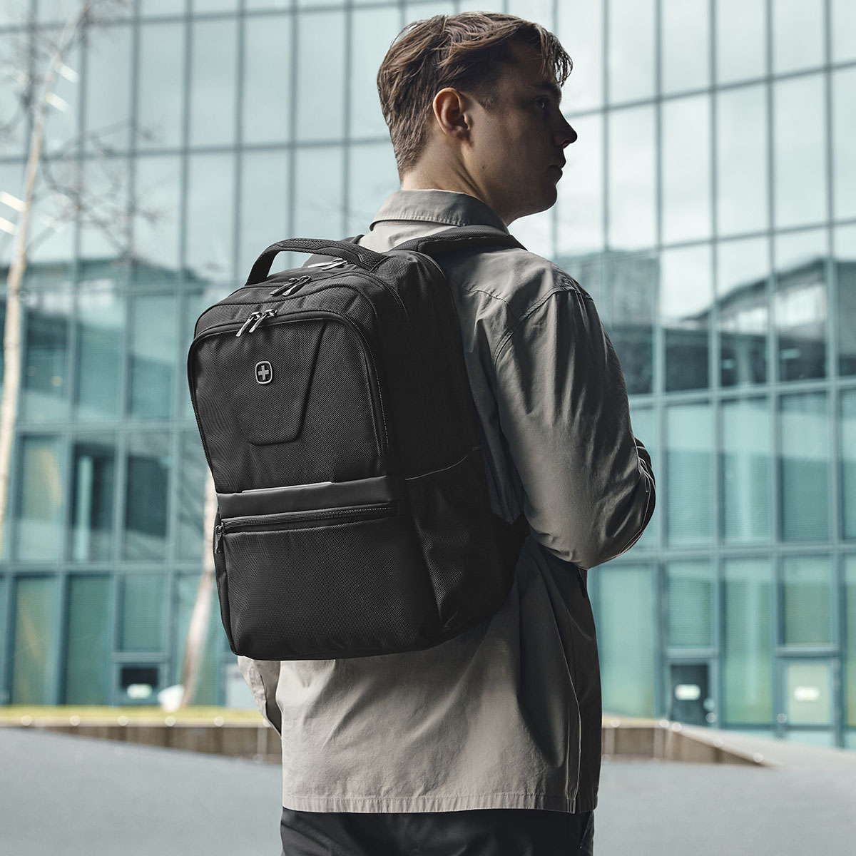 Mochila New Essentials Xe Resist Negro Wenger