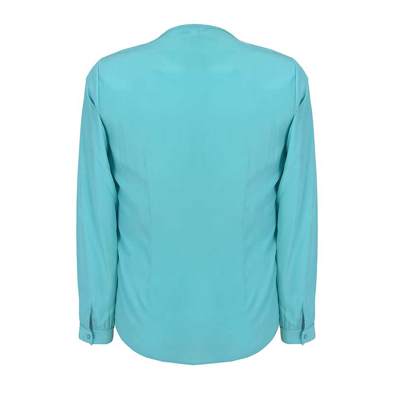 Blusa Cuello V con Tres Botones al Frente Manga Larga