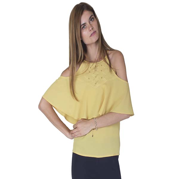 Blusa color amarillo, sin mangas, con olanes en hombros y cintas de amarre en cuello - SALSA
