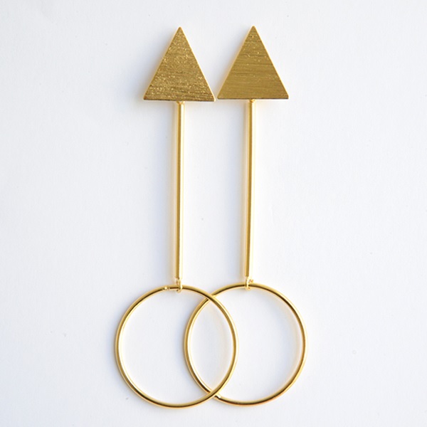 Arete Flecha-Baño Oro 18K