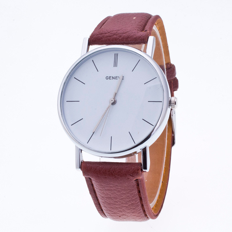 Reloj para caballero con correa de piel en color café-sofisitik2