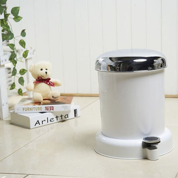 Basurero de Pvc 12 Litros Blanco de tapa Cromada Y Pedal Modelo OR-433460 Namaro Design