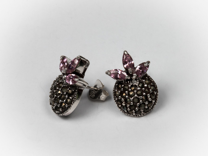 Aretes piña de plata .925 con marquesita y zirconia rosa