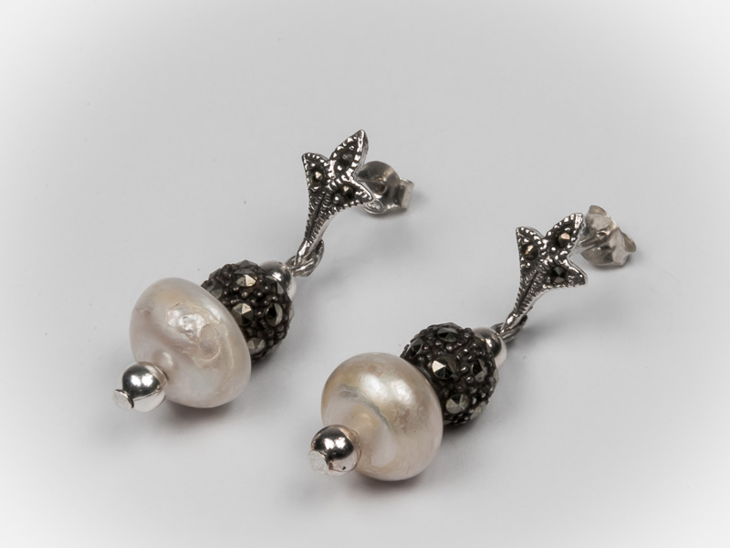 Aretes bola de plata .925 con marquesita y perla blanca