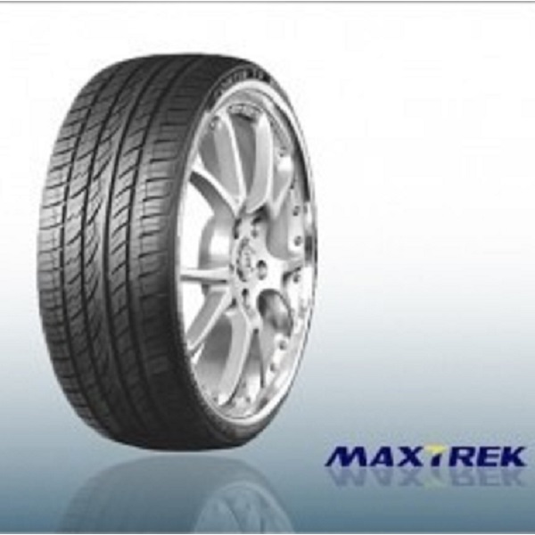 305/40 R22 LLANTA MAXTREK FORTIS T5 114V