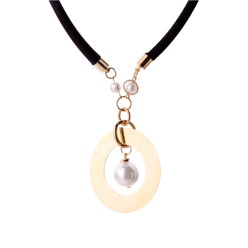 Collar con Aro de Acero y Perla, elaborado a mano de forma artesanal, Gabriela Nuñez Diseñadora Mexicana