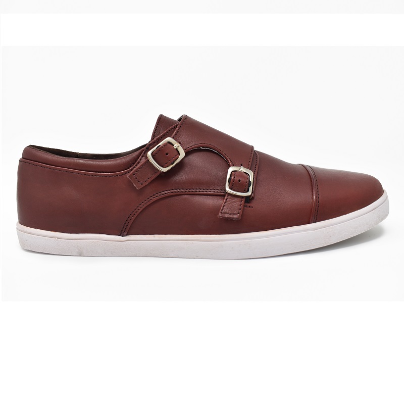 TENIS DE PIEL EN COLOR VINO