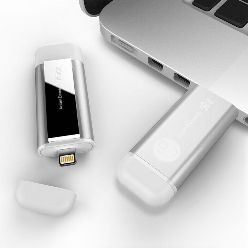 Memoria   Adam Elements iKlips para  dispositivos iOS con puerto Lightning  16GB plata