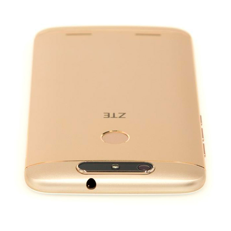 Celular ZTE Blade V8 SE Color Dorado Telcel