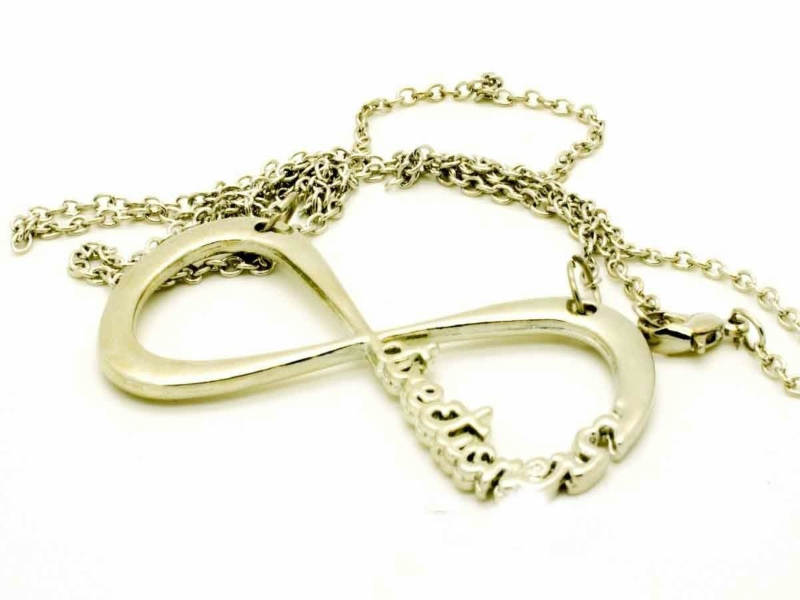 Dije Collar Metalico One Direction Directioners BYTESHOP