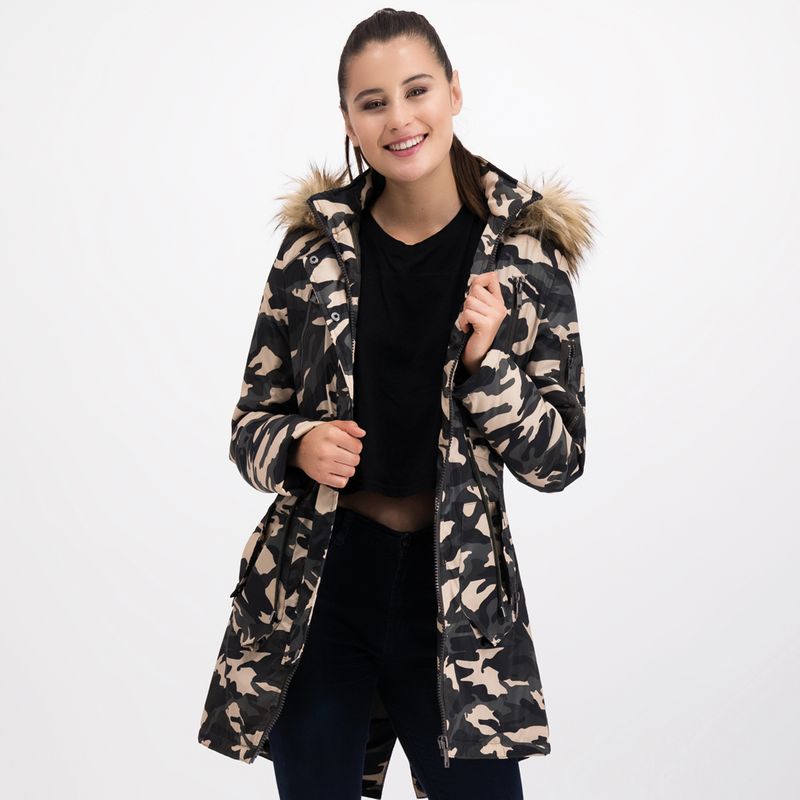 Chamarra Militar con gorro 