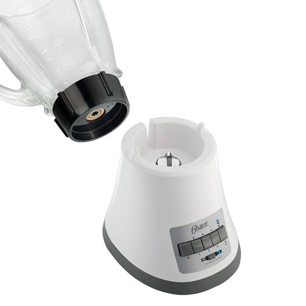 Licuadora Oster® 8 velocidades vaso de plástico color blanco modelo BLSTMP-W00