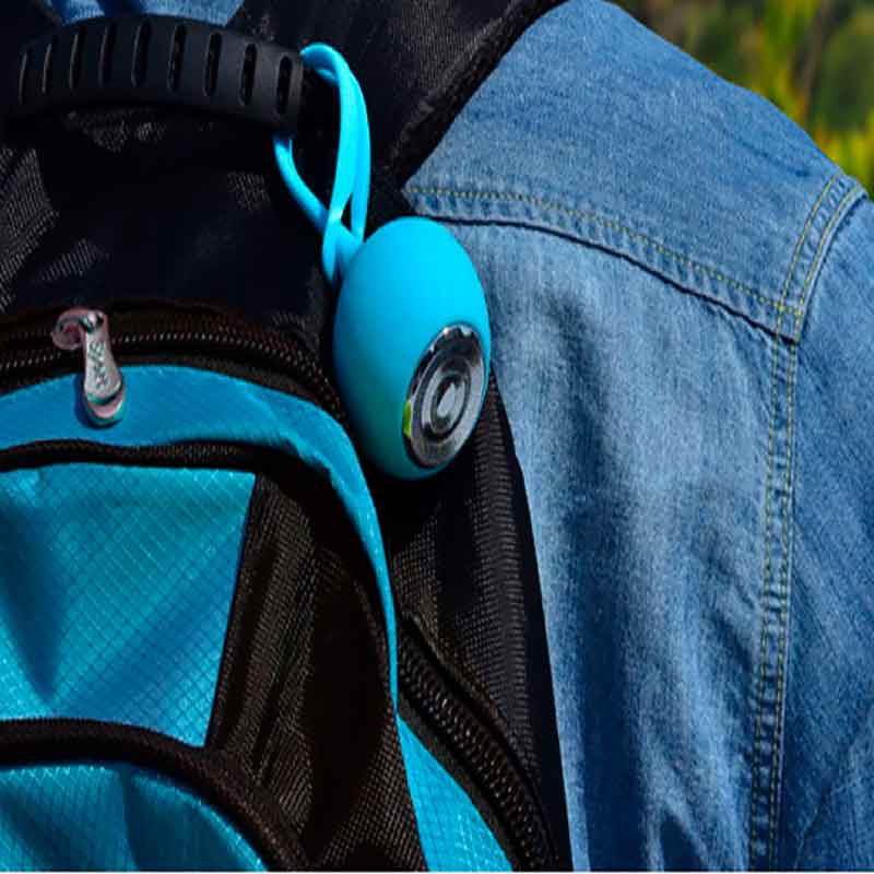 Bocina Portatil Bluetooth contra agua color Azul