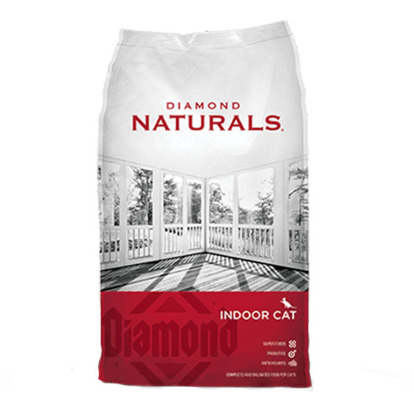 Diamond Naturals Alimento Para Gato Adulto Interiores Control De Bolas De Pelo 32/14 8.16 Kg
