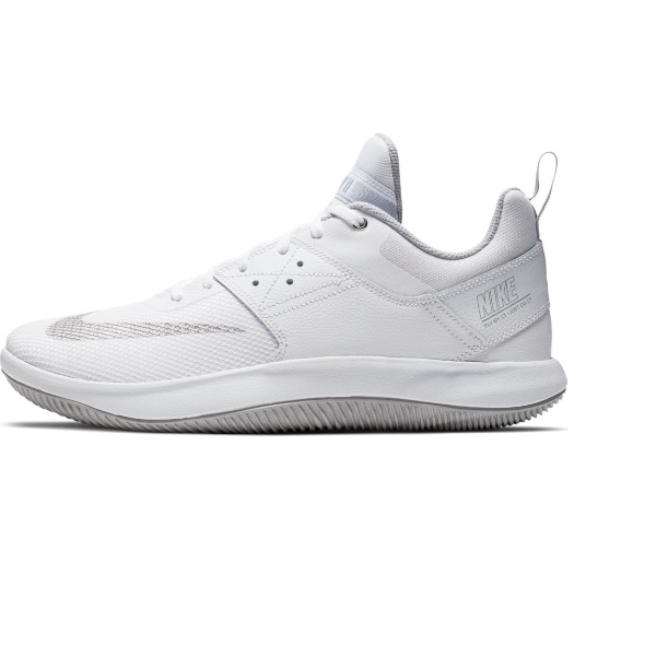 tenis nike fly by low ii