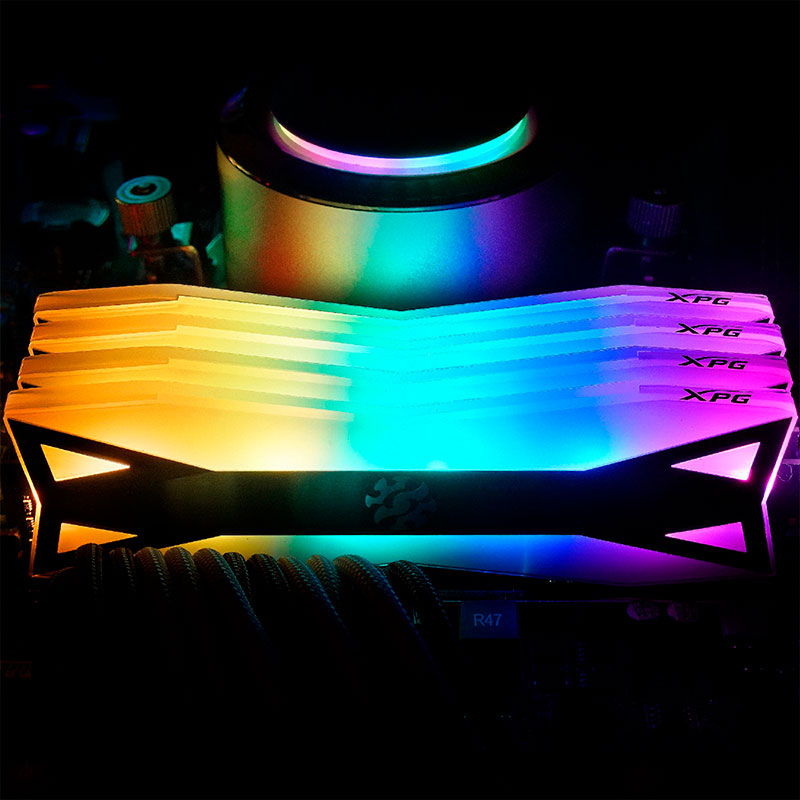 Memoria RAM DDR4 8GB 3000MHz XPG SPECTRIX D60G RGB Disipador AX4U300038G16A-ST60 