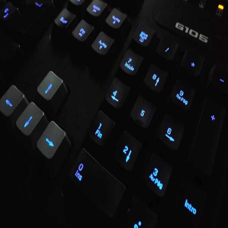 Teclado Especial Para Gamer Y De Computadora Logitech