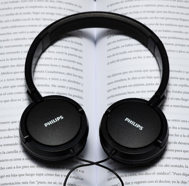 Audifonos de Diadema, PHILIPS, con Microfono